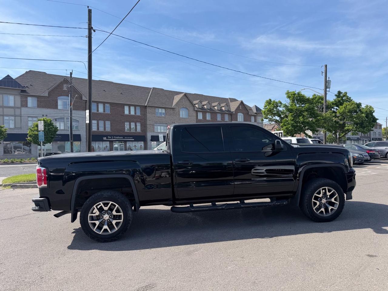 2017 GMC Sierra 1500 SLT Photo