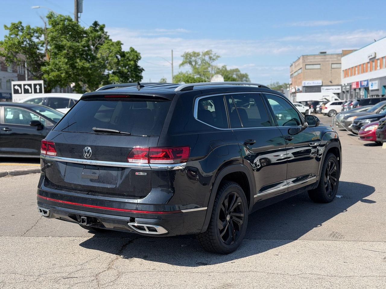2022 Volkswagen Atlas SEL PREMIUM R-LINE Photo