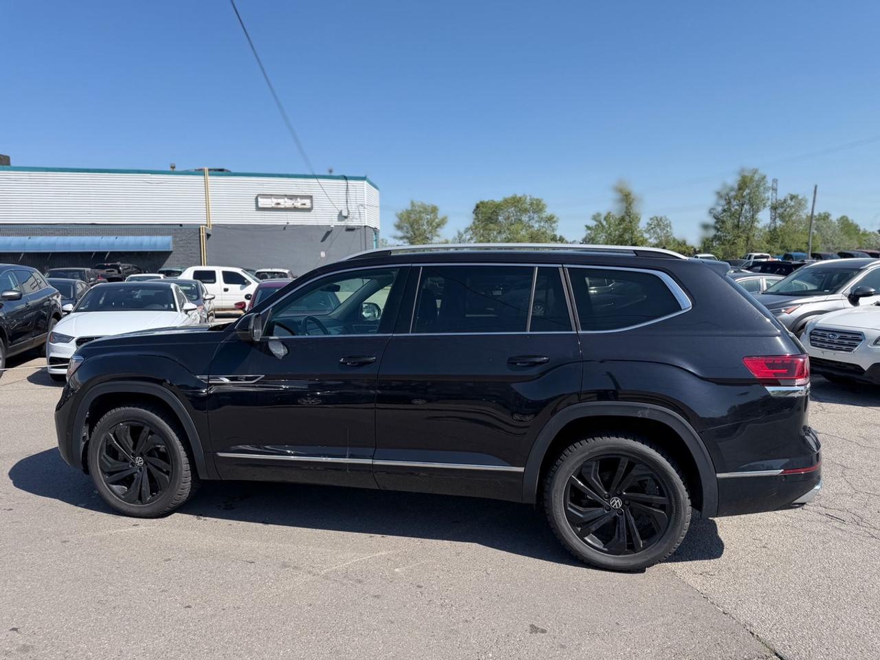 2022 Volkswagen Atlas SEL PREMIUM R-LINE Photo