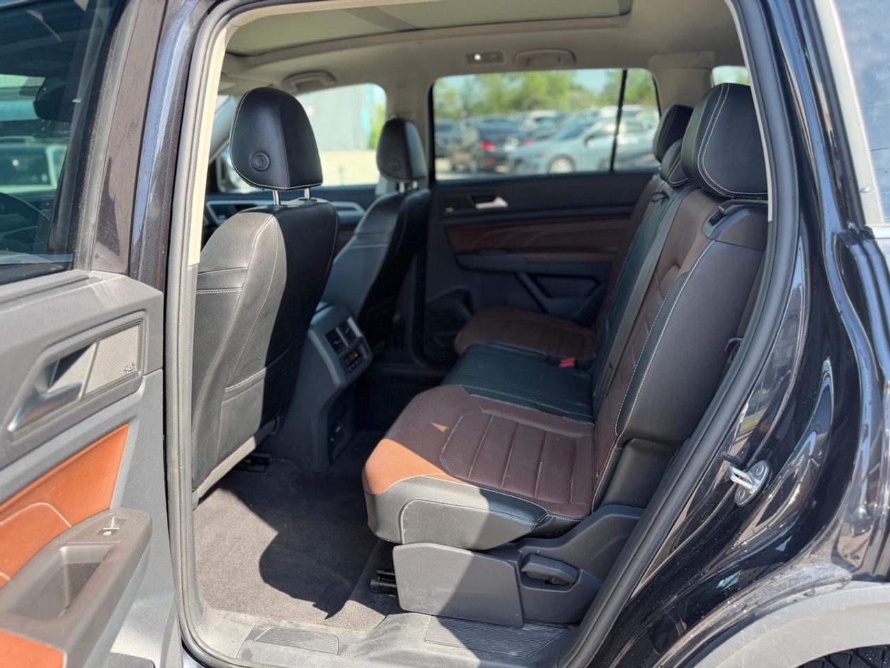 2022 Volkswagen Atlas SEL PREMIUM R-LINE Photo