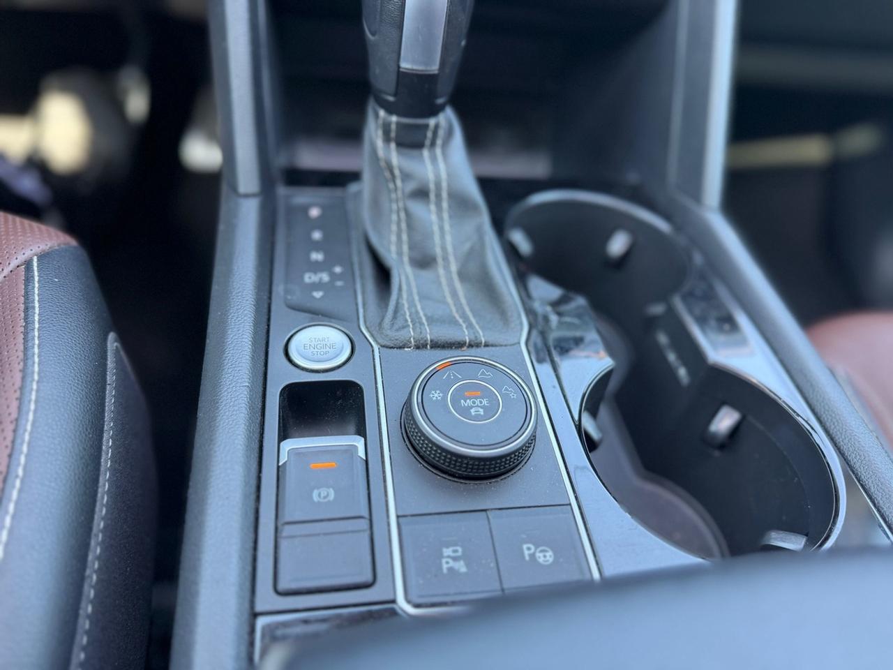 2022 Volkswagen Atlas SEL PREMIUM R-LINE Photo