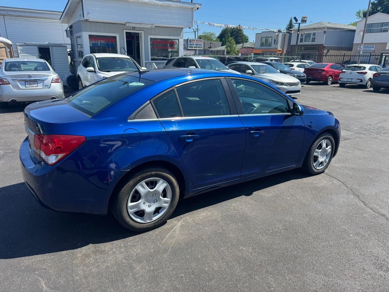 2012 Chevrolet Cruze 1LT Photo