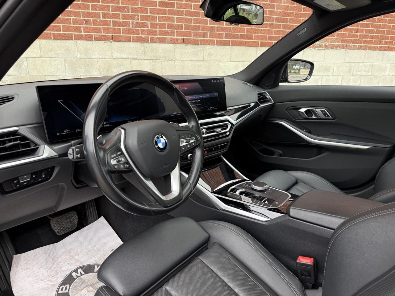 2023 BMW 3-Series 330i xDrive|Clean Carfax|Great Price Photo
