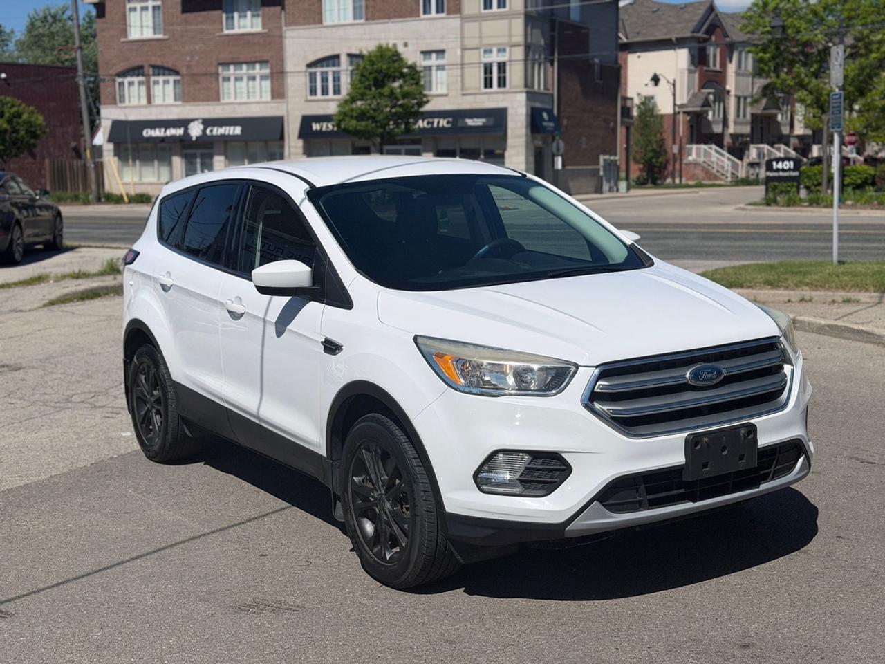 2017 Ford Escape SE Photo