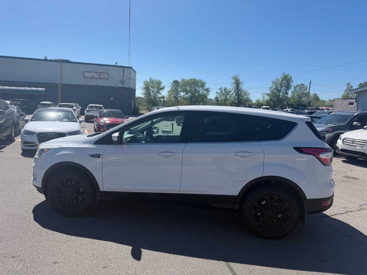 2017 Ford Escape SE Photo