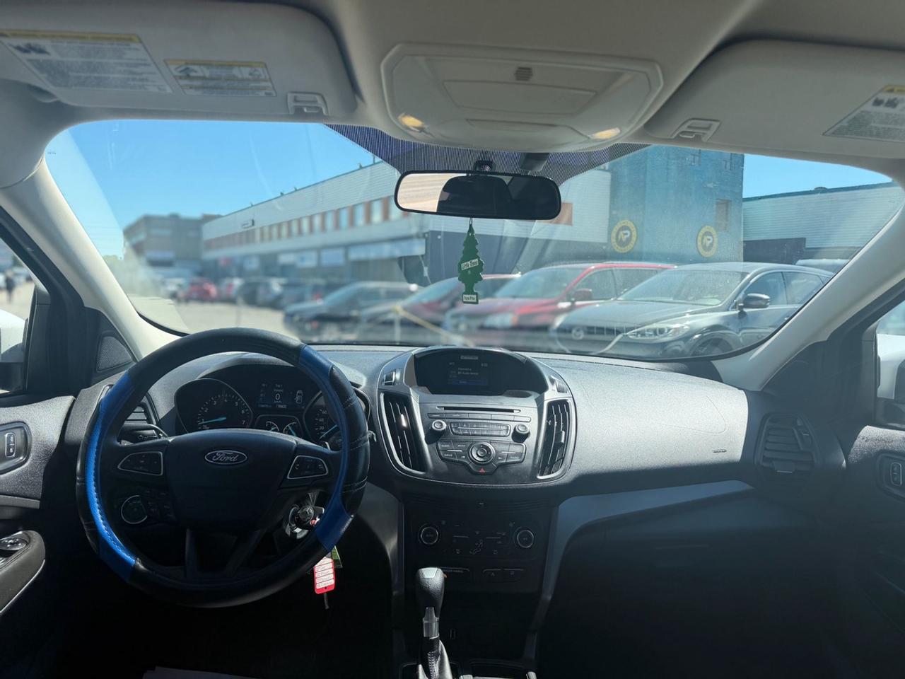 2017 Ford Escape SE Photo