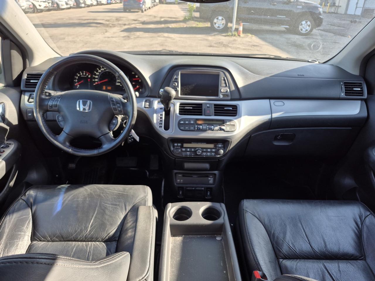 2009 Honda Odyssey Touring Photo