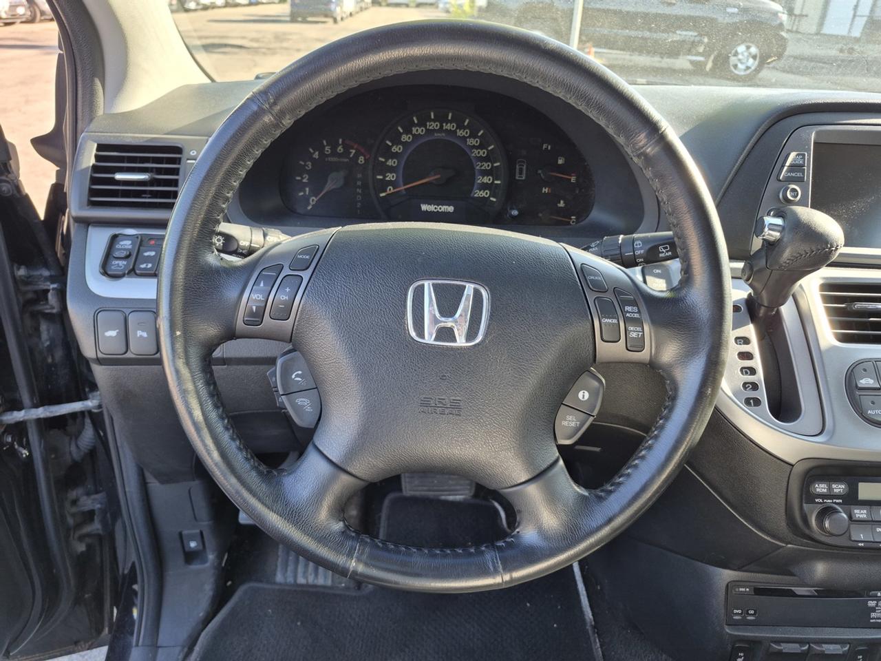 2009 Honda Odyssey Touring Photo