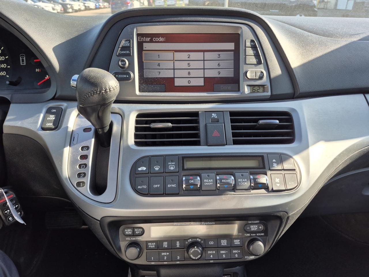 2009 Honda Odyssey Touring Photo