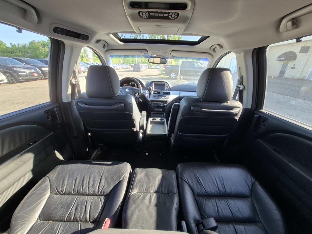 2009 Honda Odyssey Touring Photo