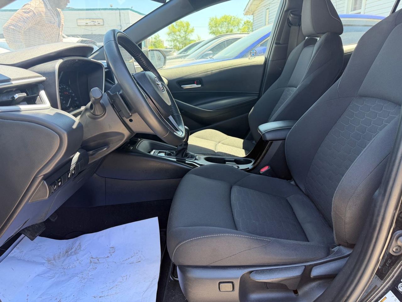 2023 Toyota Corolla SE Photo