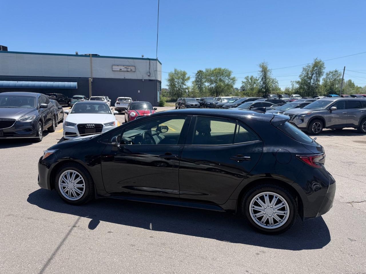 2023 Toyota Corolla SE Photo