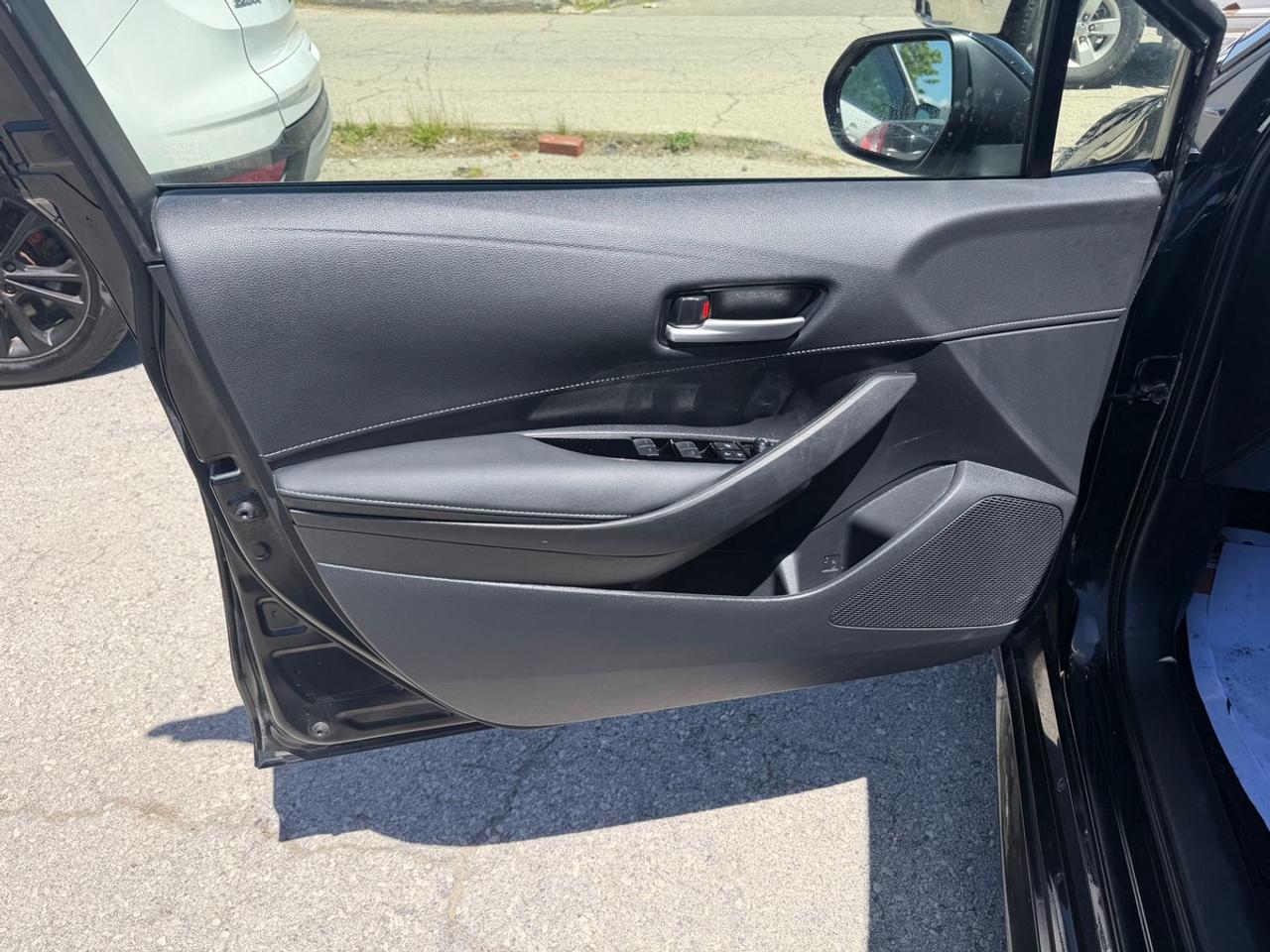 2023 Toyota Corolla SE Photo