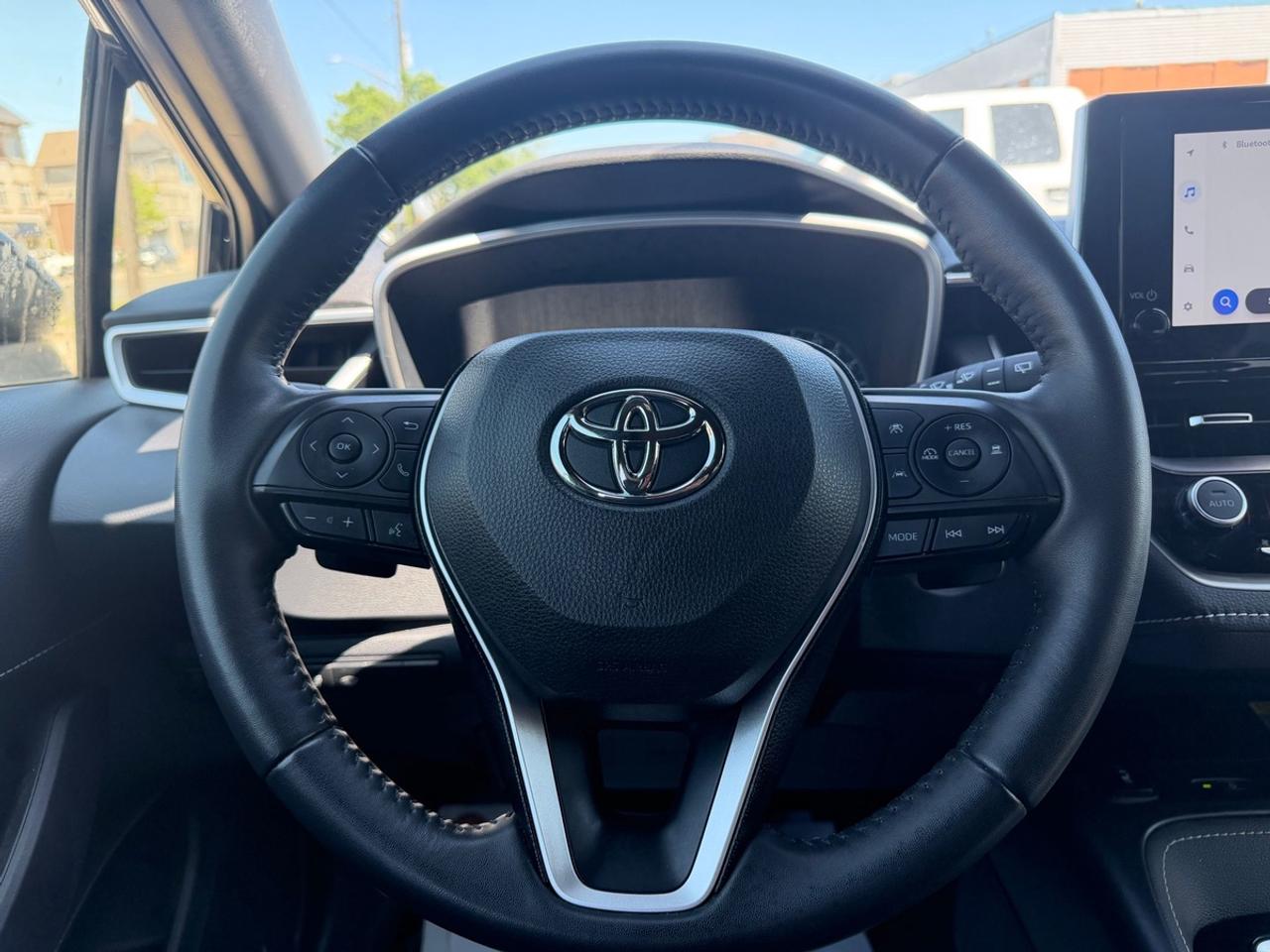 2023 Toyota Corolla SE Photo