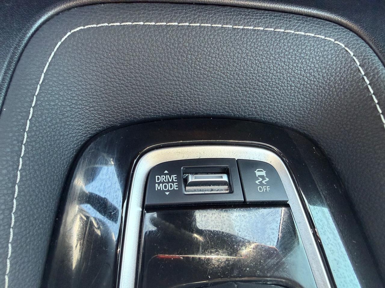 2023 Toyota Corolla SE Photo