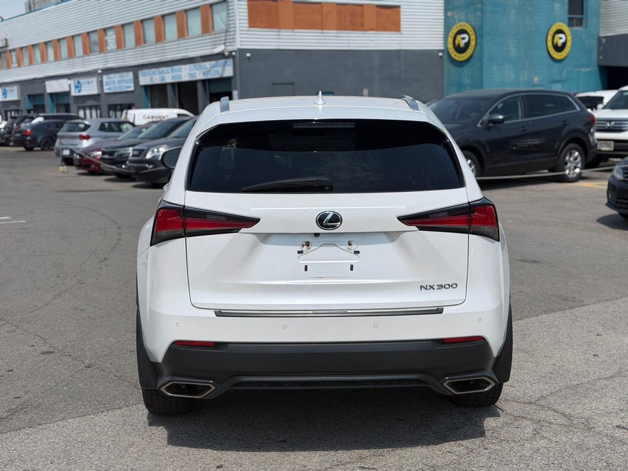 2018 Lexus NX 300 e Photo