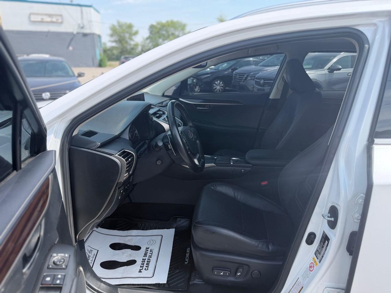 2018 Lexus NX 300 e Photo
