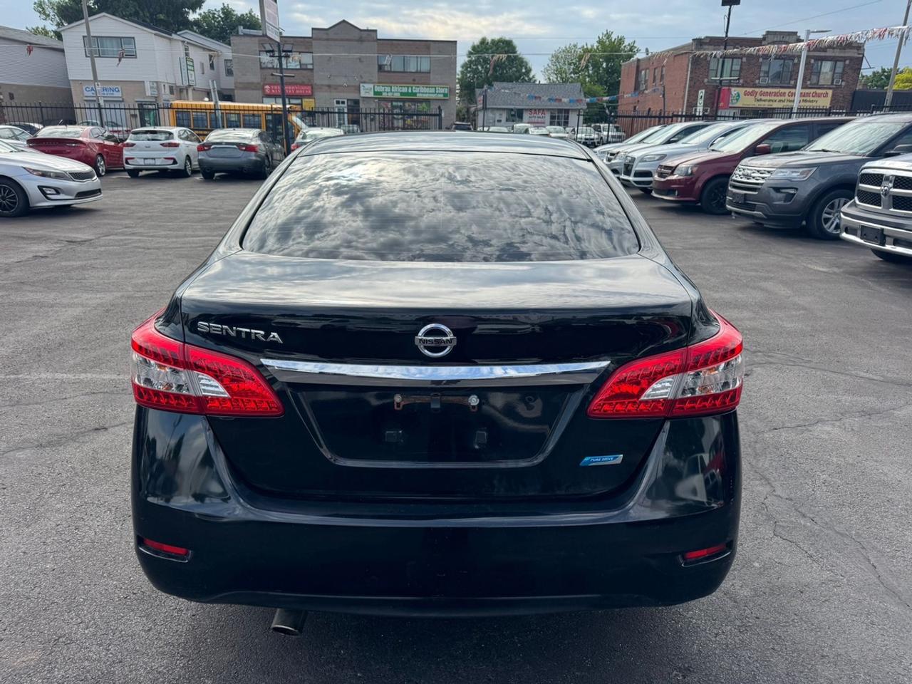 2013 Nissan Sentra SV Photo