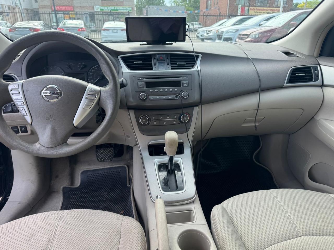 2013 Nissan Sentra SV Photo
