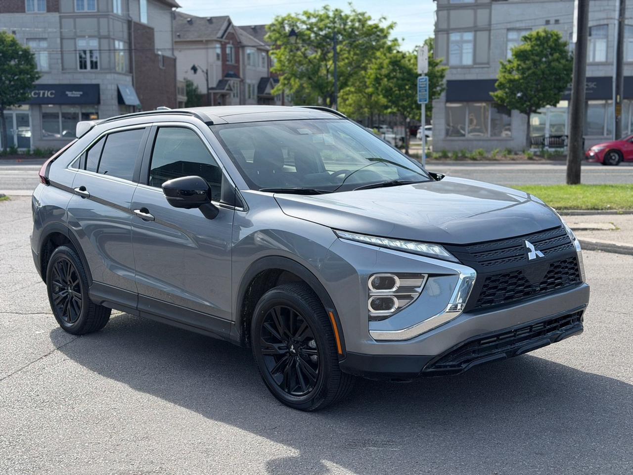 2025 Mitsubishi Eclipse Cross LE Photo