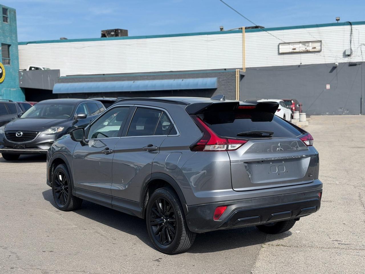 2025 Mitsubishi Eclipse Cross LE Photo