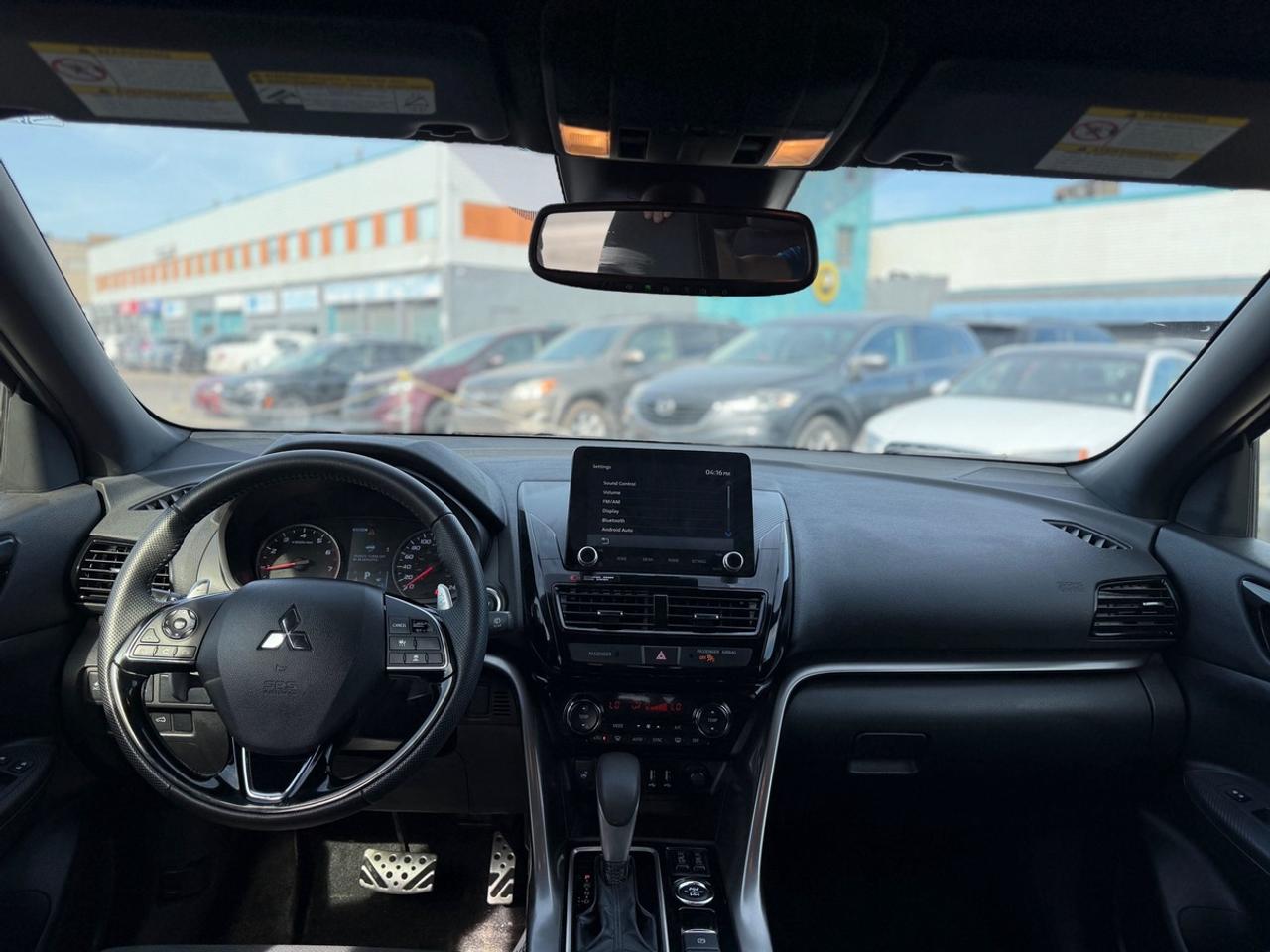 2025 Mitsubishi Eclipse Cross LE Photo