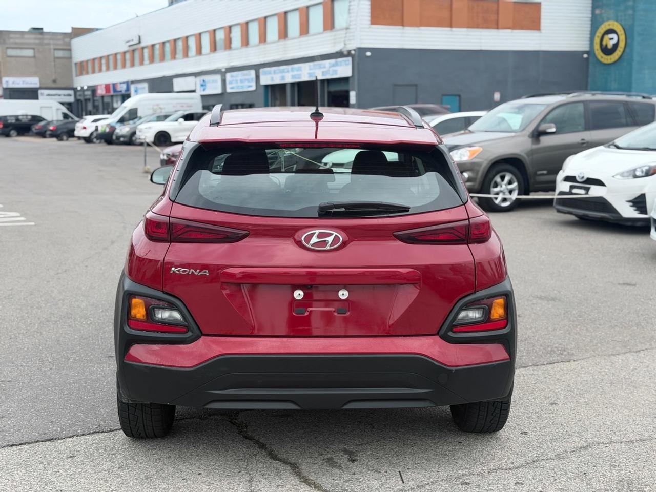 2021 Hyundai KONA SE Photo3