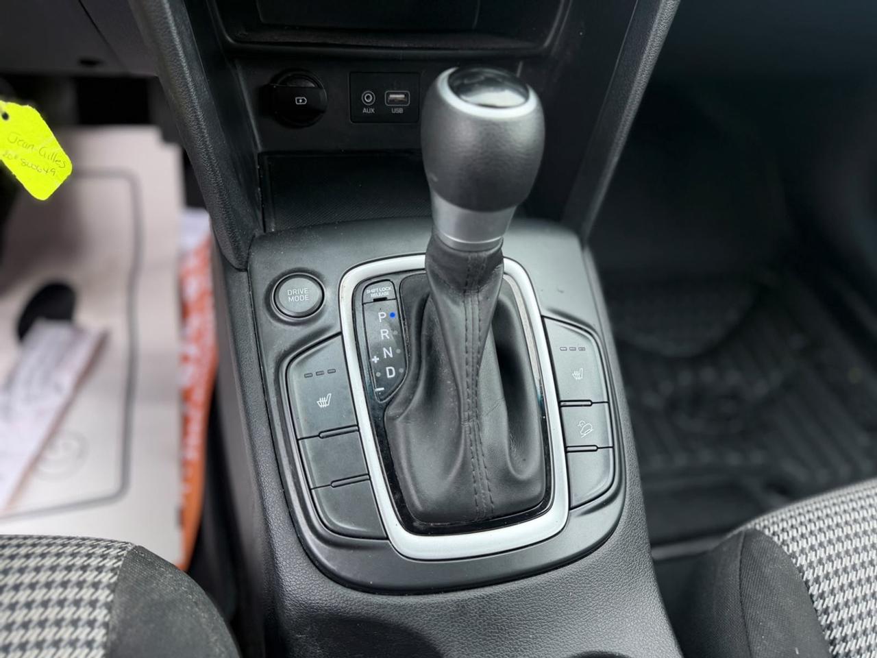 2021 Hyundai KONA SE Photo
