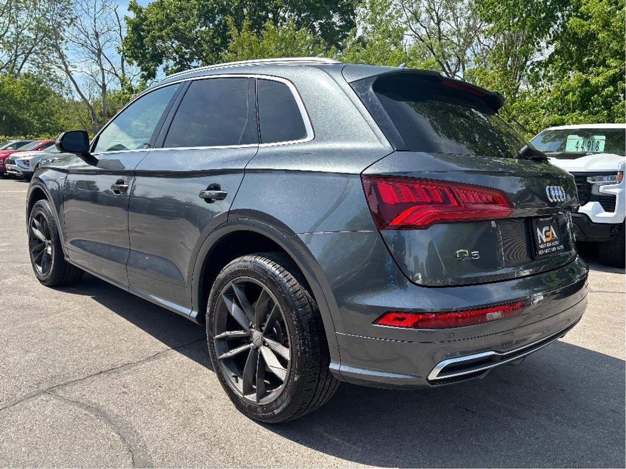 2018 Audi Q5 2.0T Progressiv Quattro Photo