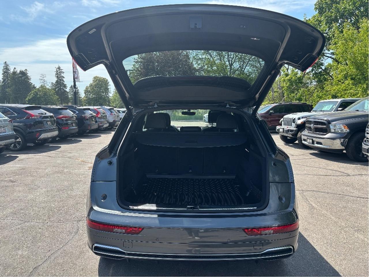 2018 Audi Q5 2.0T Progressiv Quattro Photo