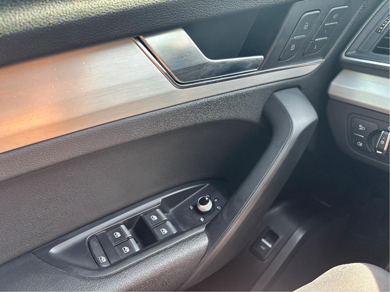 2018 Audi Q5 2.0T Progressiv Quattro Photo