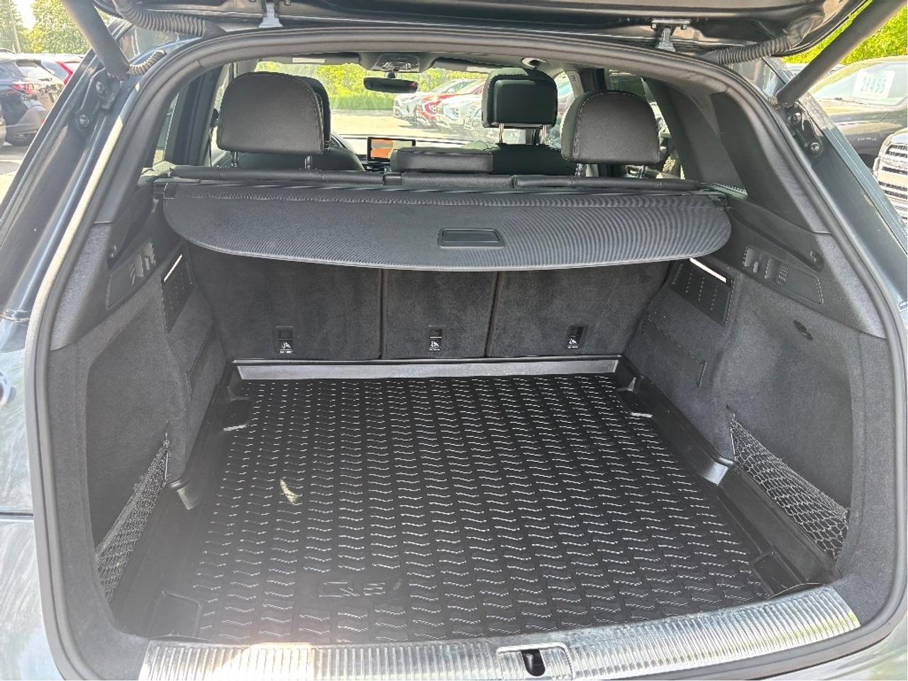 2018 Audi Q5 2.0T Progressiv Quattro Photo