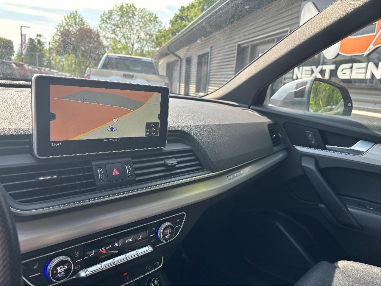 2018 Audi Q5 2.0T Progressiv Quattro Photo
