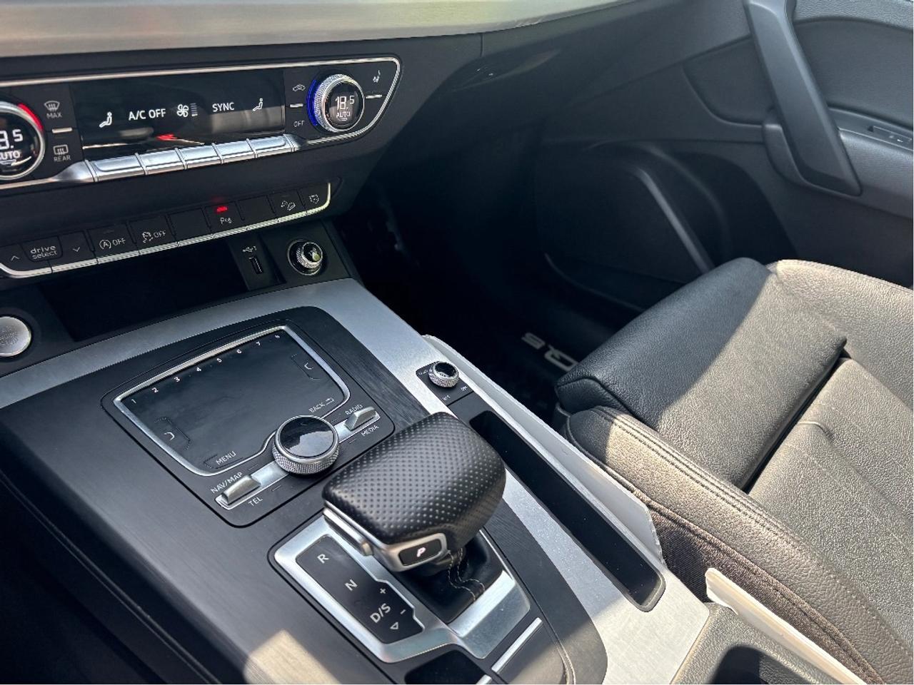 2018 Audi Q5 2.0T Progressiv Quattro Photo
