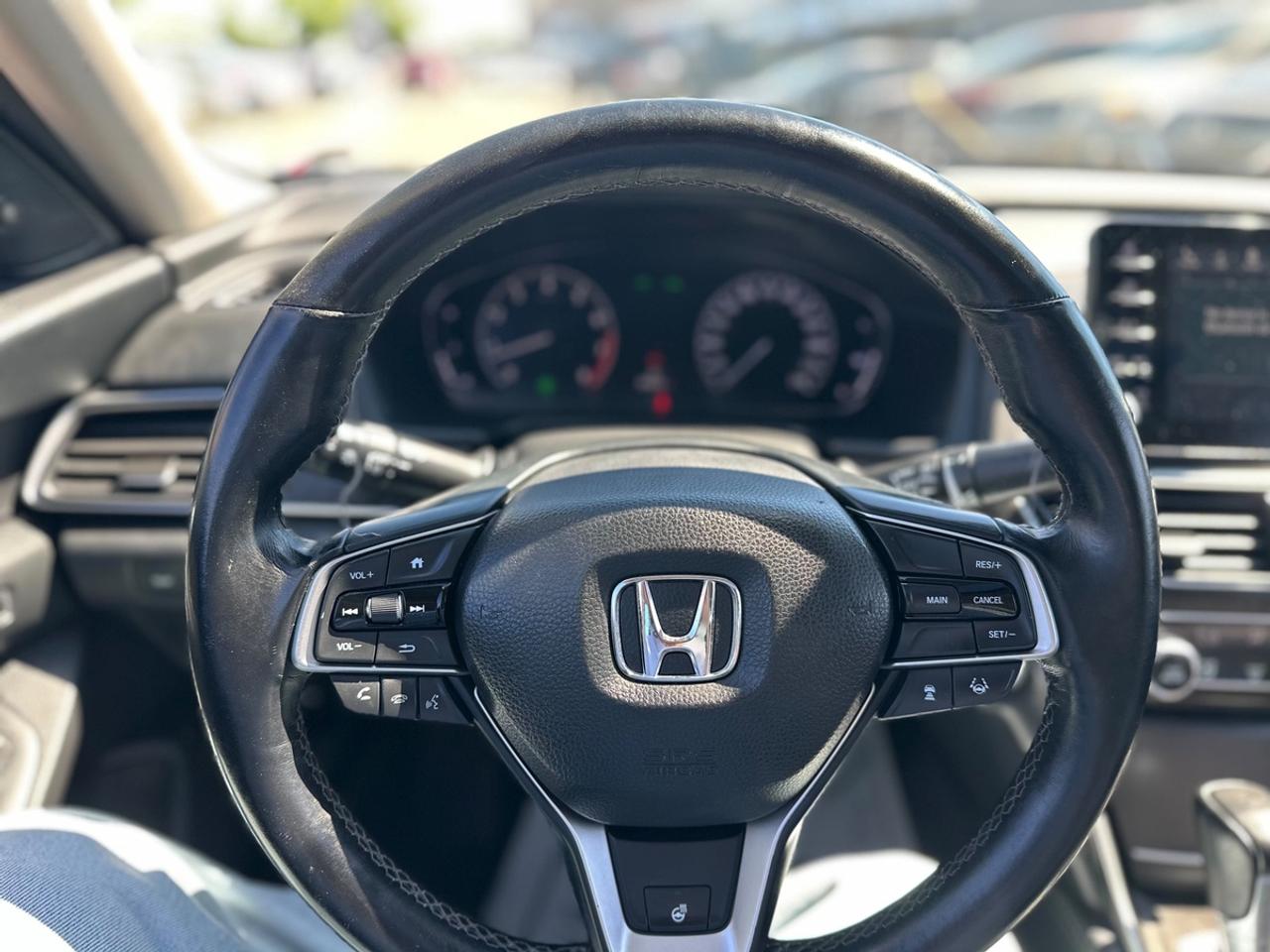 2018 Honda Accord EX L Photo