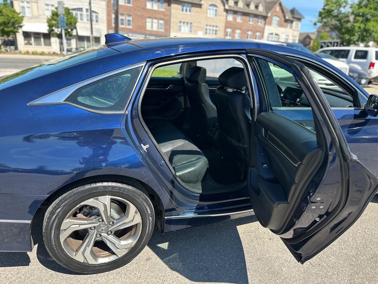 2018 Honda Accord EX L Photo