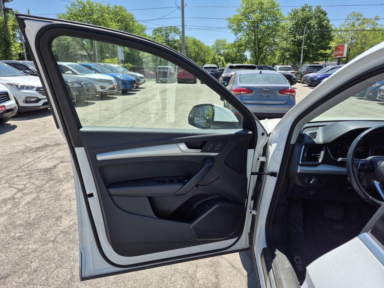 2019 Audi Q5 PREMIUM Photo