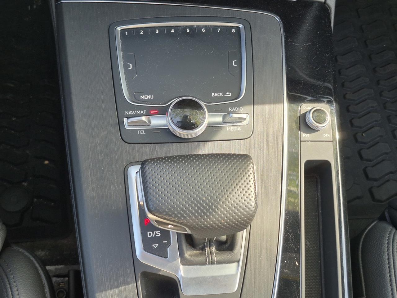 2020 Audi Q5 Technik Photo