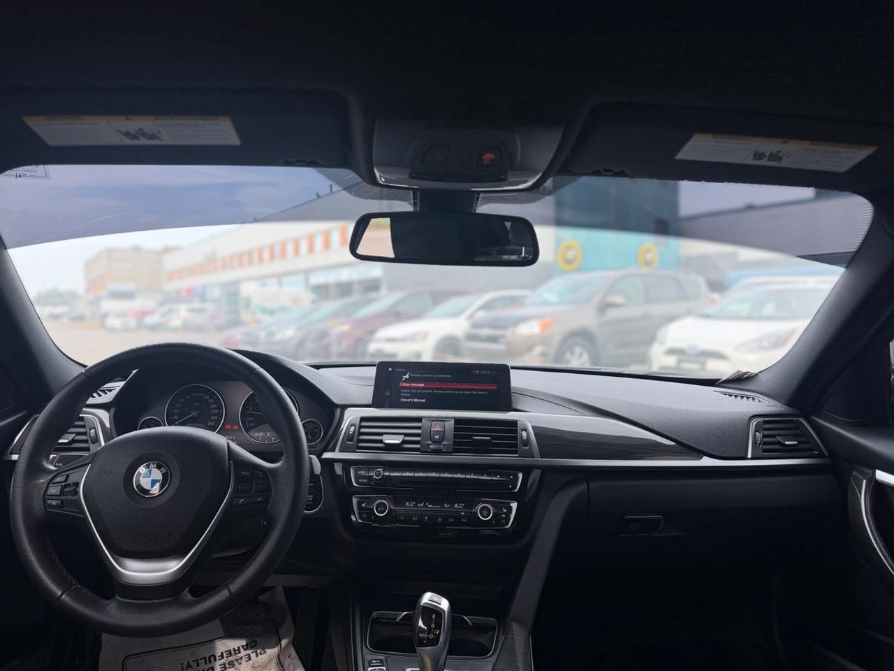 2018 BMW 330i xDrive Photo