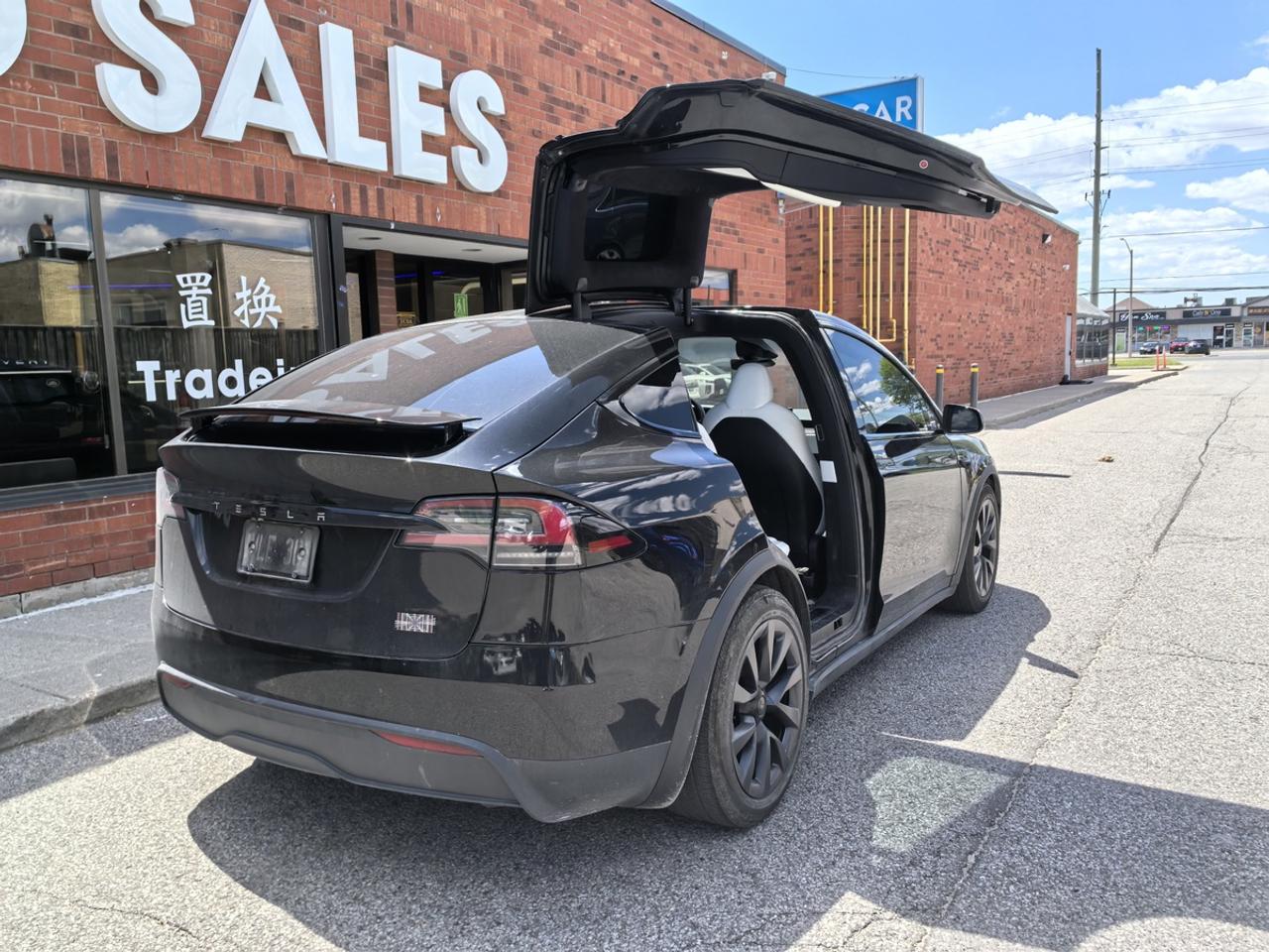 2023 Tesla Model X Base Photo