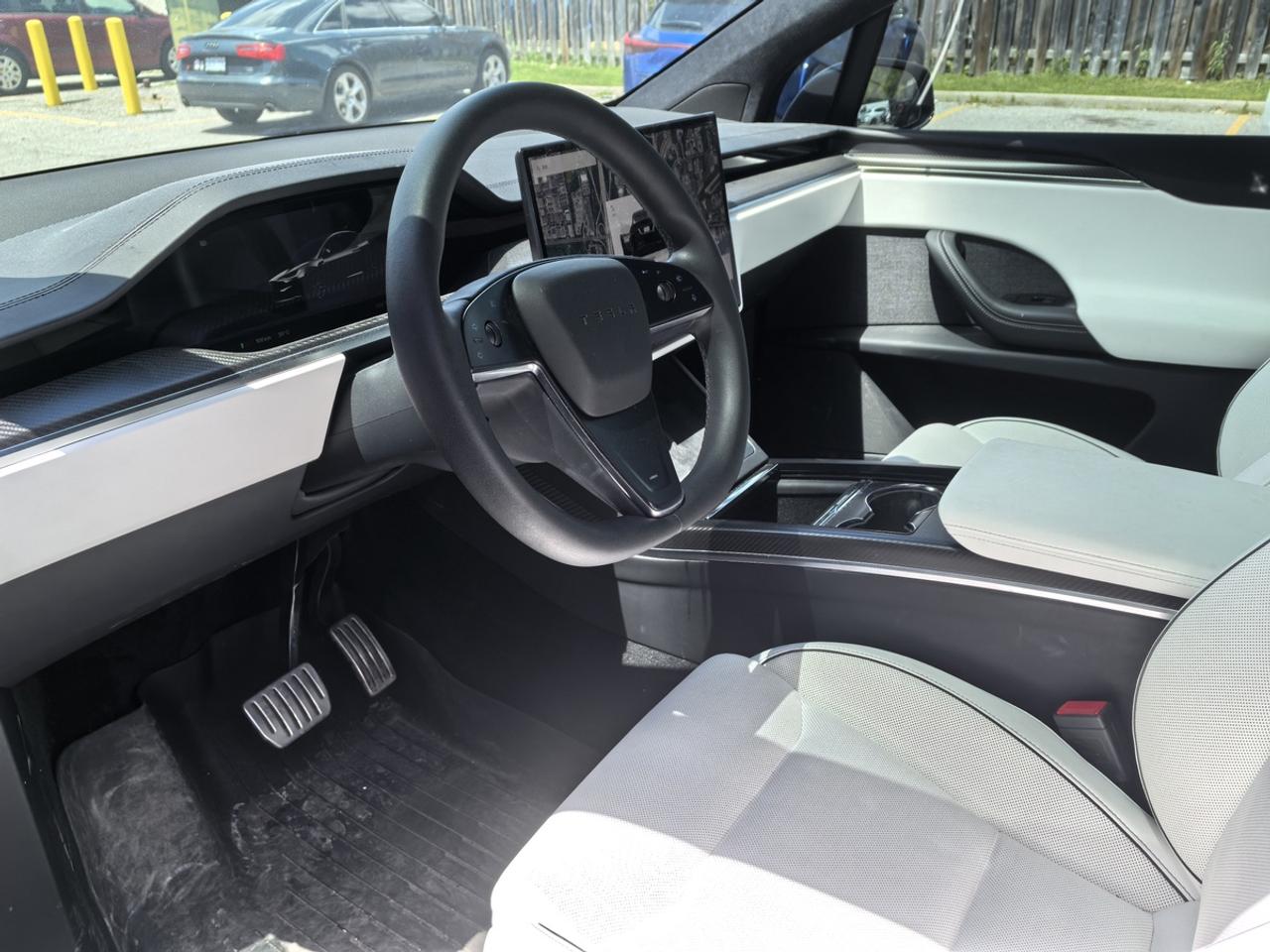 2023 Tesla Model X Base Photo