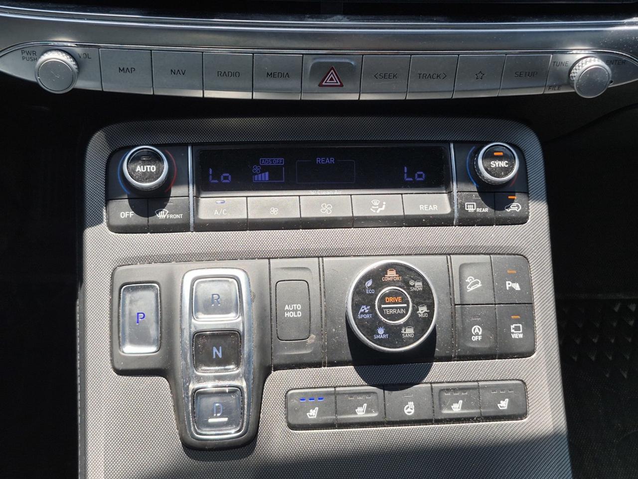 2020 Hyundai PALISADE LIMITED Photo