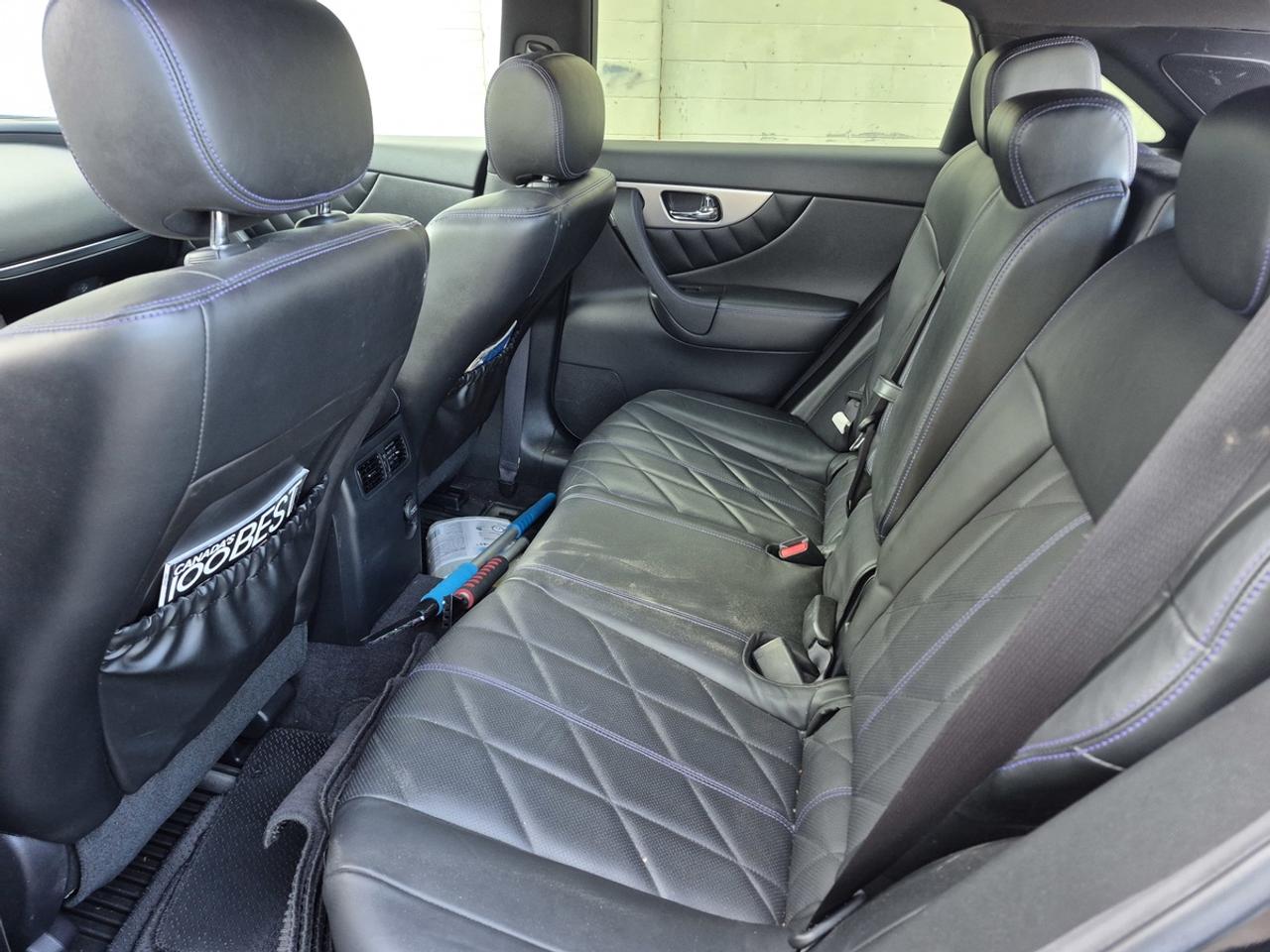 2017 Infiniti QX70  Photo