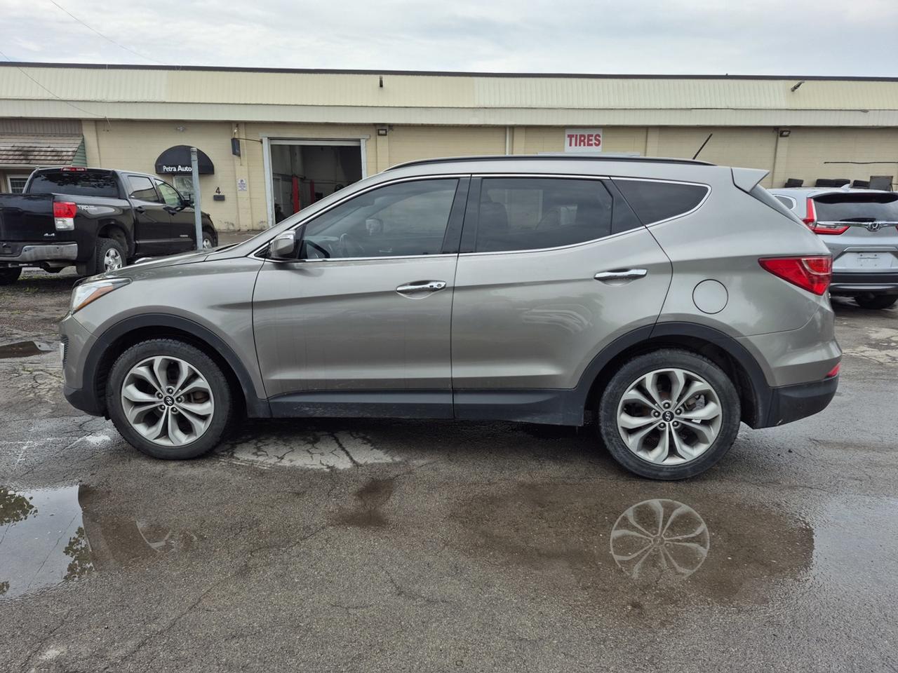 2015 Hyundai Santa Fe Sport GLS Photo