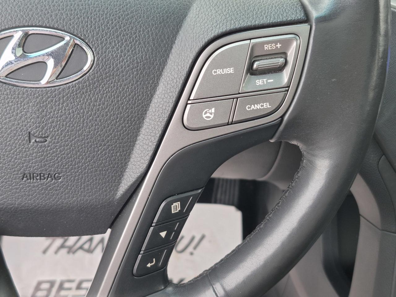 2015 Hyundai Santa Fe Sport GLS Photo