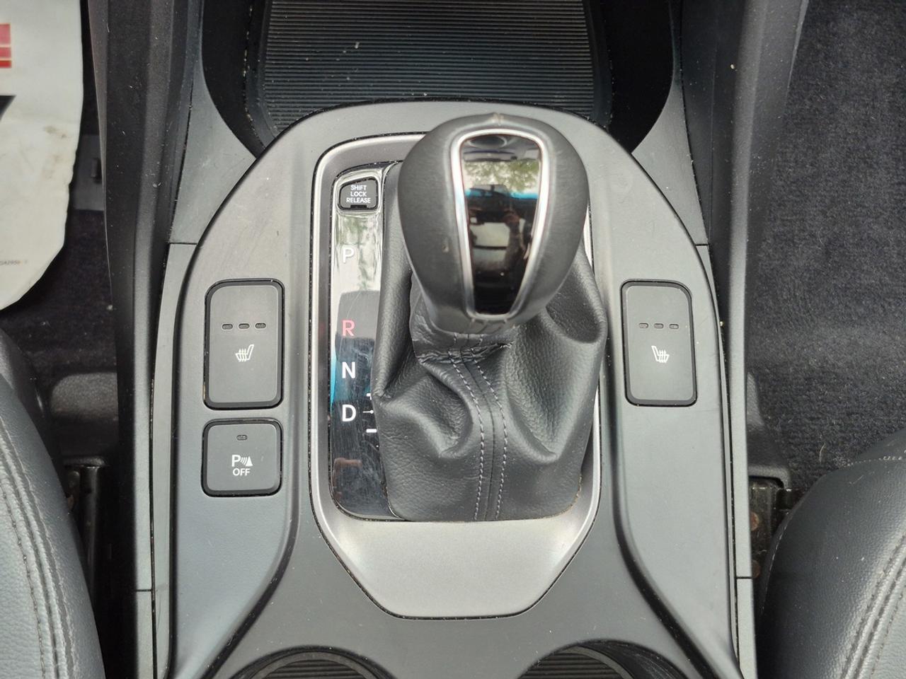 2015 Hyundai Santa Fe Sport GLS Photo