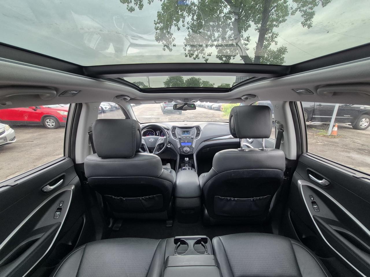 2015 Hyundai Santa Fe Sport GLS Photo