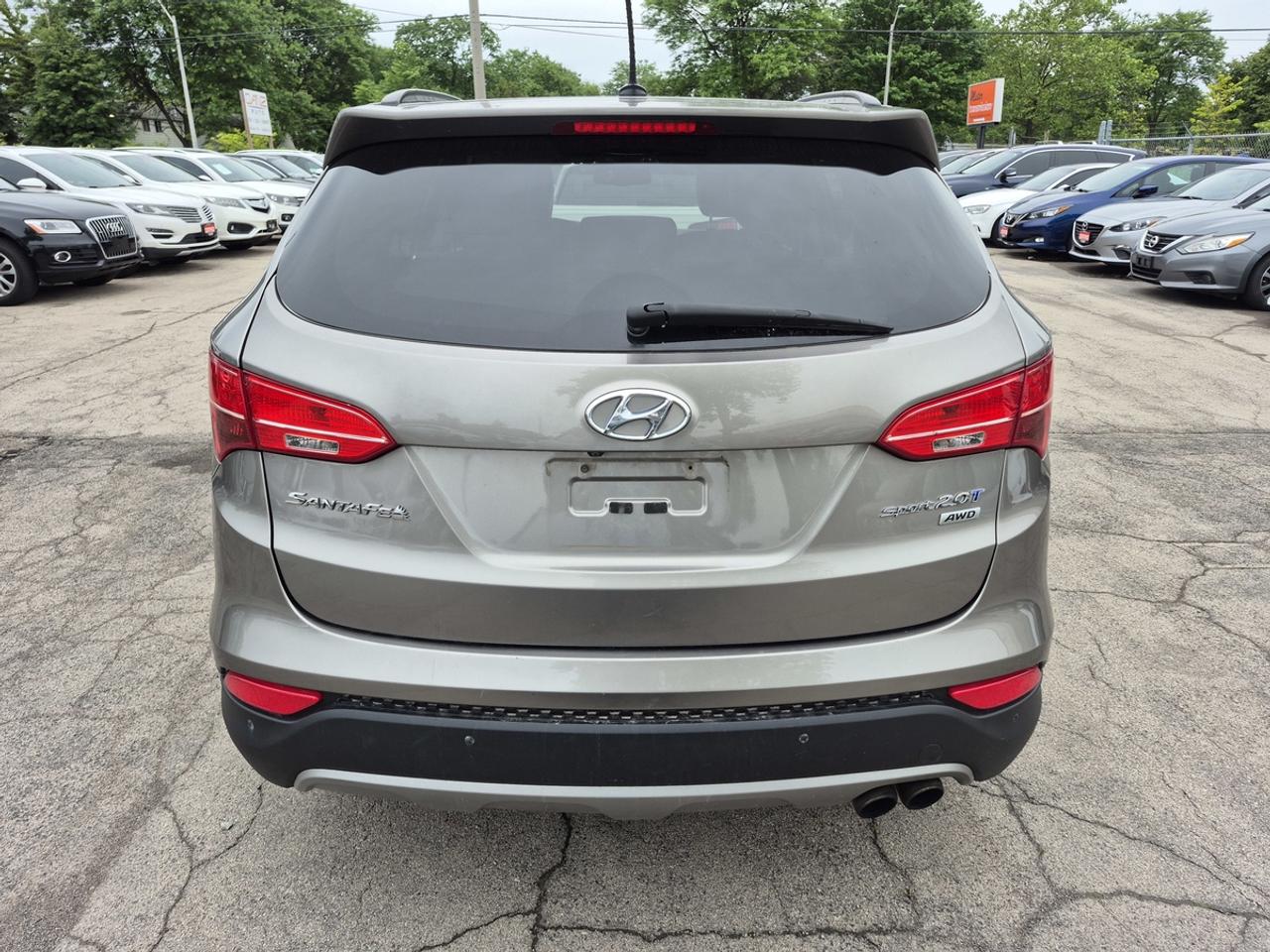2015 Hyundai Santa Fe Sport GLS Photo