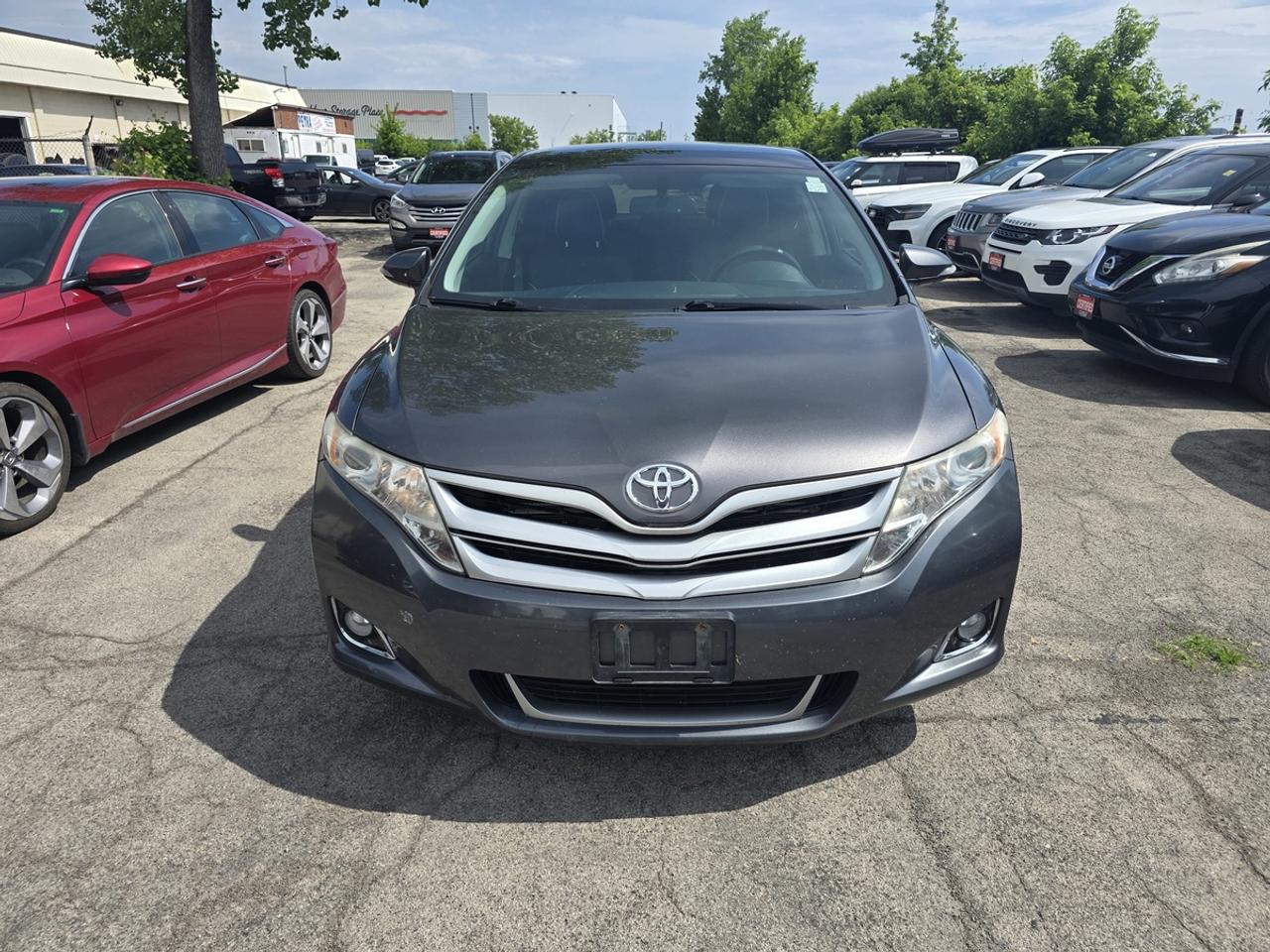 2015 Toyota Venza XLE Photo
