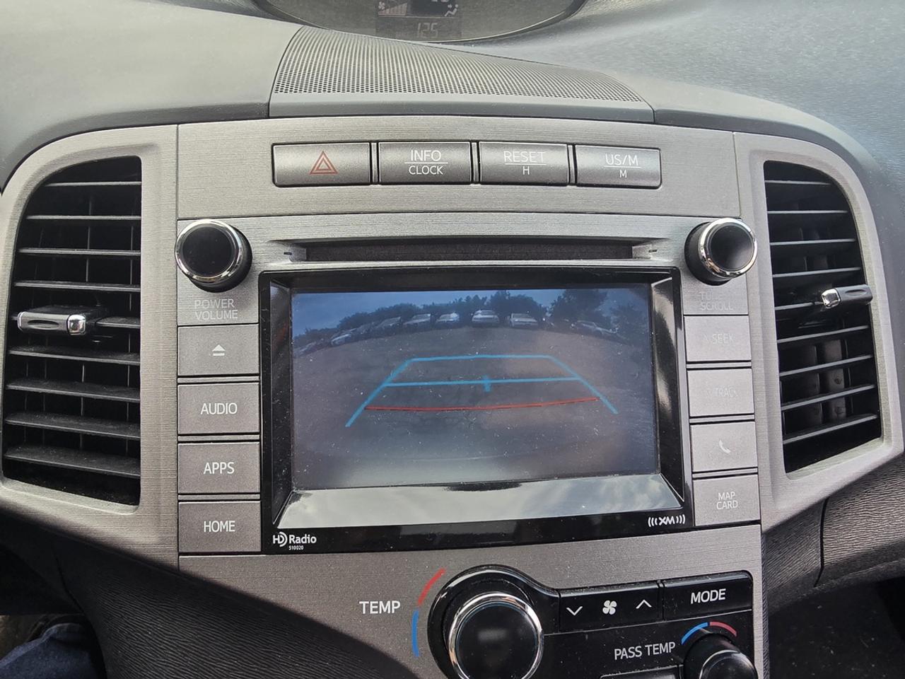 2015 Toyota Venza XLE Photo